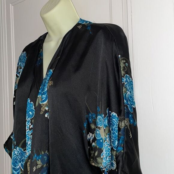 Ellison black floral short kimono jacket - Picture 2 of 7